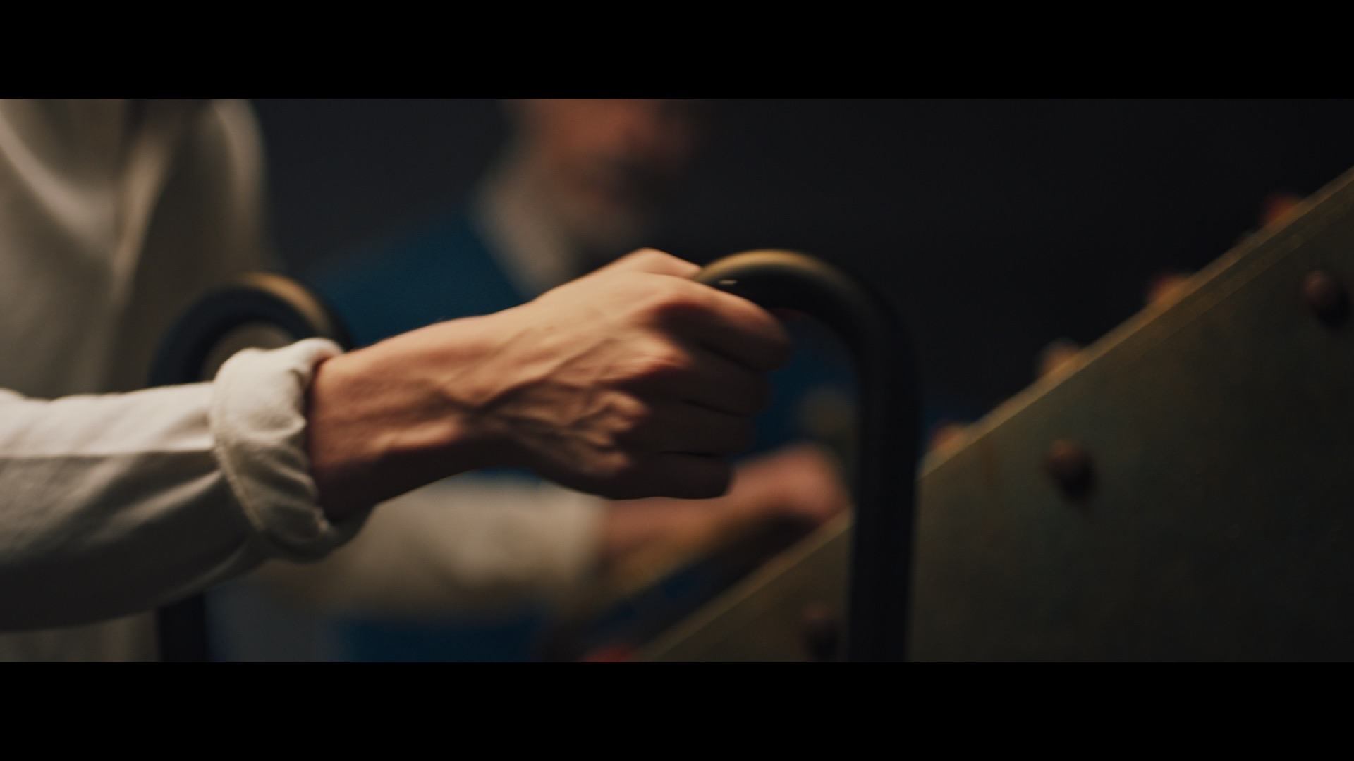 Hackett - The Gifting Machine - Electric Robin - image 9