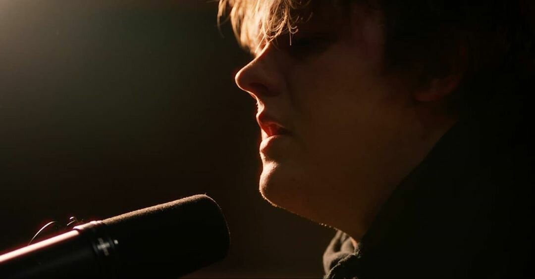 Birthday Song Lewis Capaldi - YouTube Originals | Electric Robin - image 5